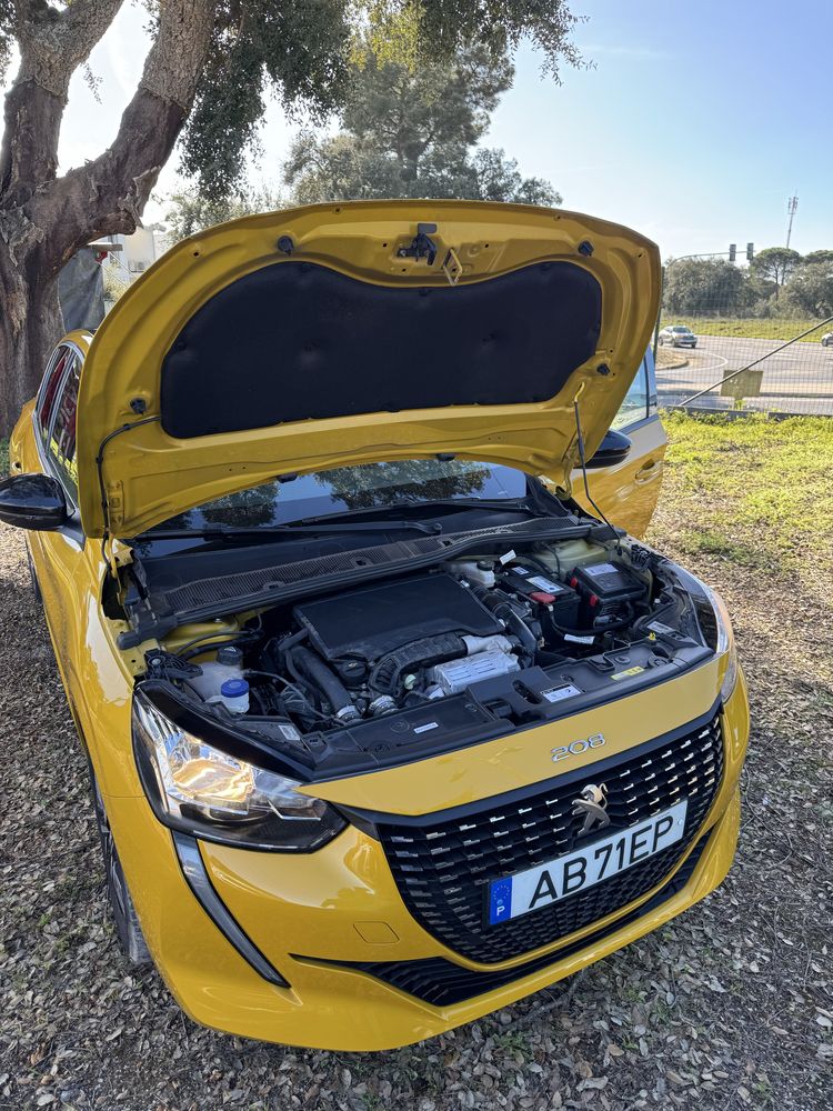 Peugeot 208 1.2 PureTech 101cv Allure | Nacional | Versão Bem Equipada