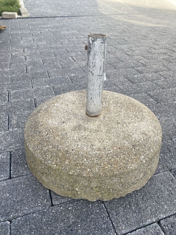 Base de chapéu cimento com granito 20 kg