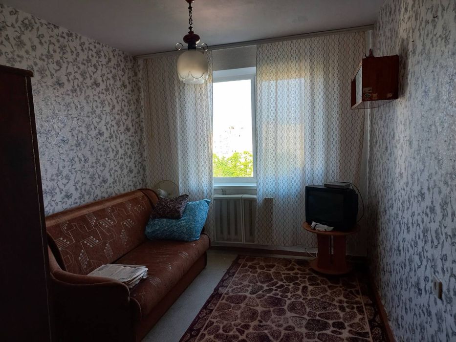 Продаж 2 х кімнатноі квартири по вул. Клосовського 9/9 п