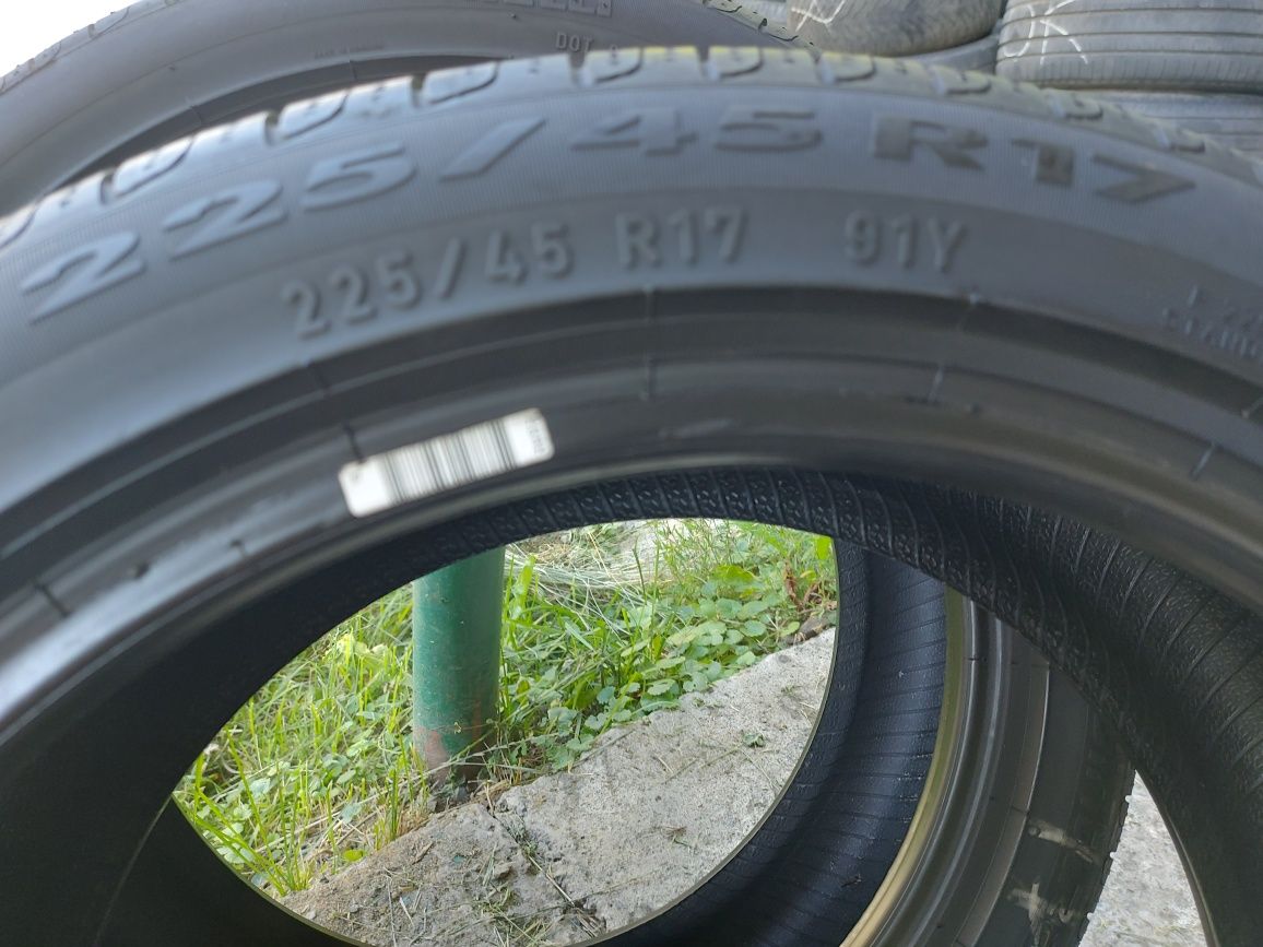 225/45 R17 91Y Pirelli пара шин 2колеса 7+мм.