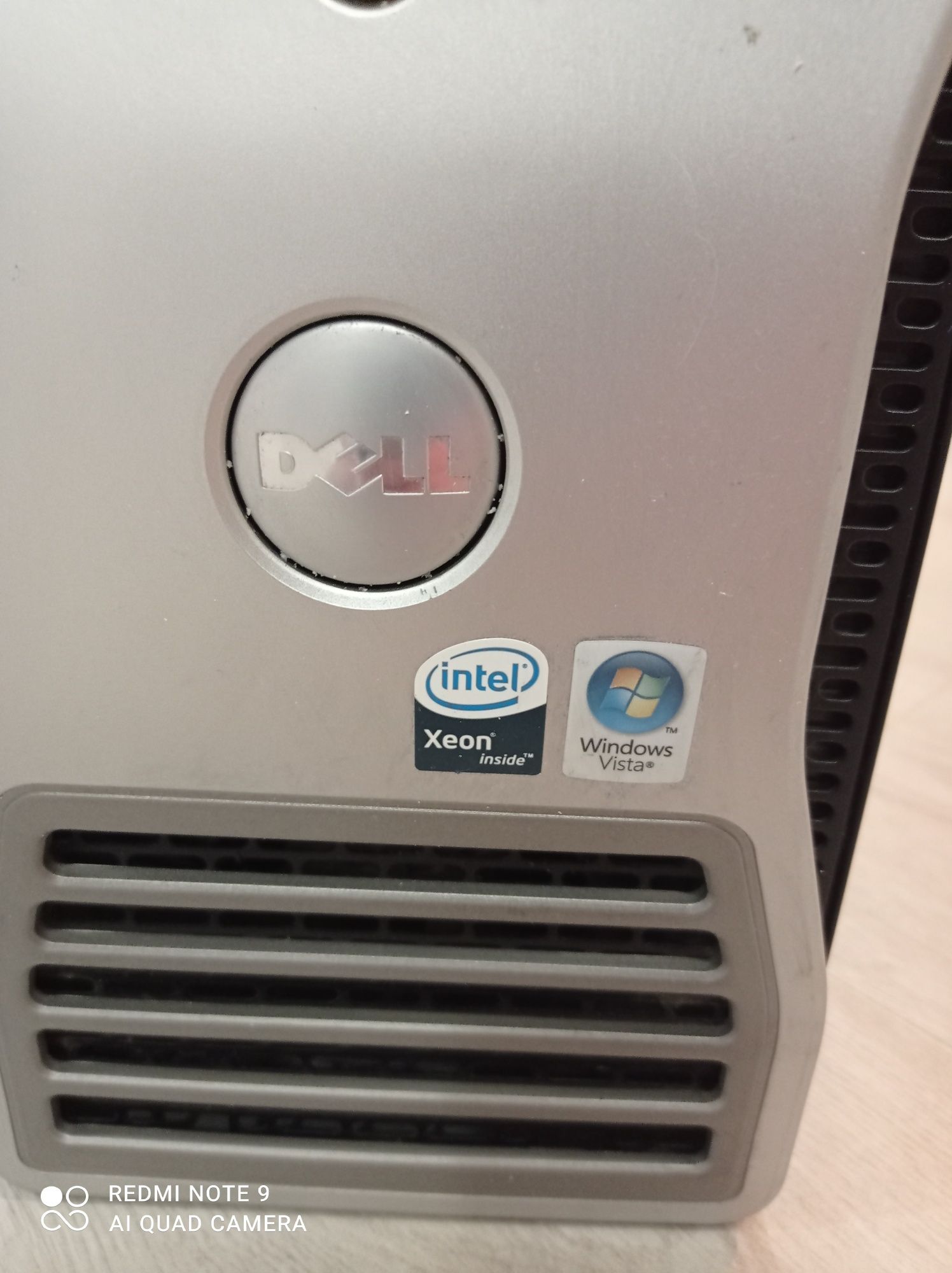 Komputer stacjonarny PC Dell precision T5400 Intel Xeon bez dysku