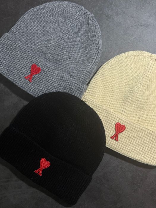 Шапка молочная ami шапка ami шапка ami paris  шапка ами чорная