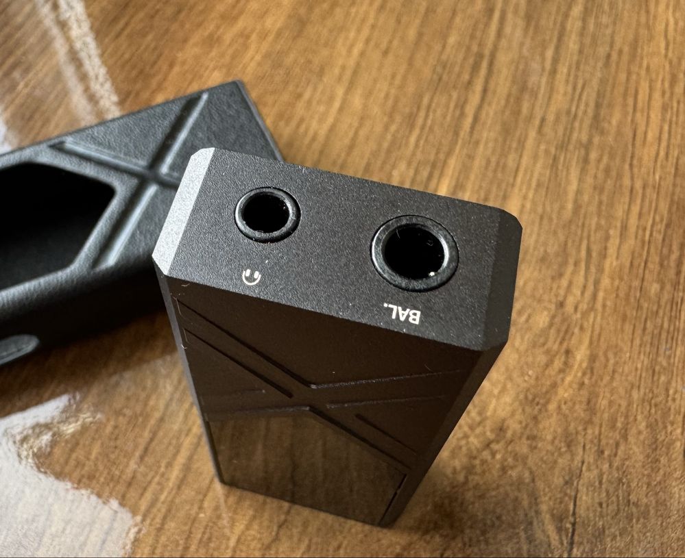 Підсилювач для навушників FiiO KA17