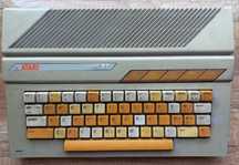 Atari 65XE sama jednostka prezent SPRAWNA