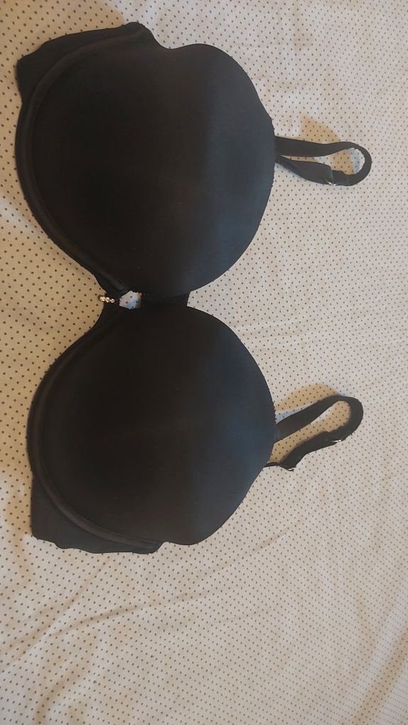 80 DD biustonosz czarny z push- up George