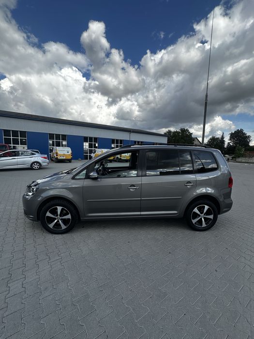 Volkswagen Touran 2011р