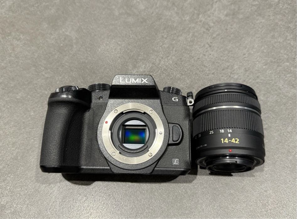 Panasonic Lumix G8 kit 14-42 mm+сумка Lowepro,зарядка ,фільтри,SD
