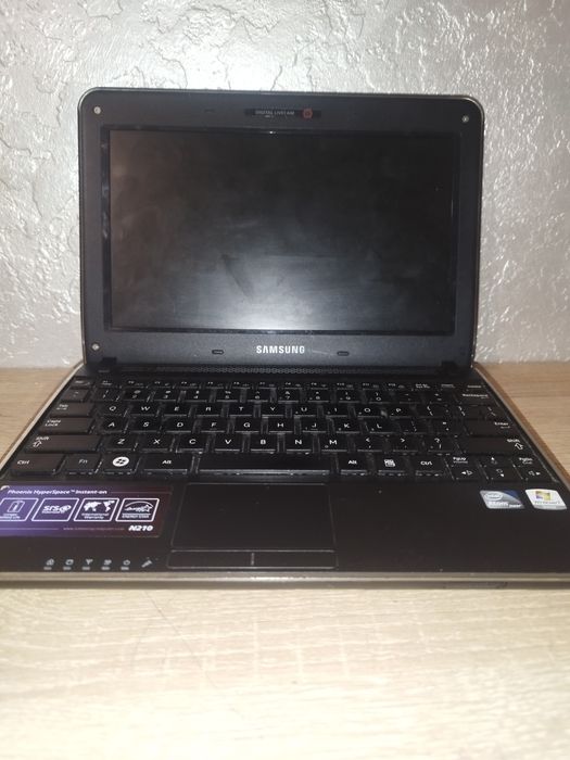 Ноутбук самсунг в хорошому стані