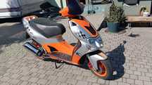 skuter kymco super 9