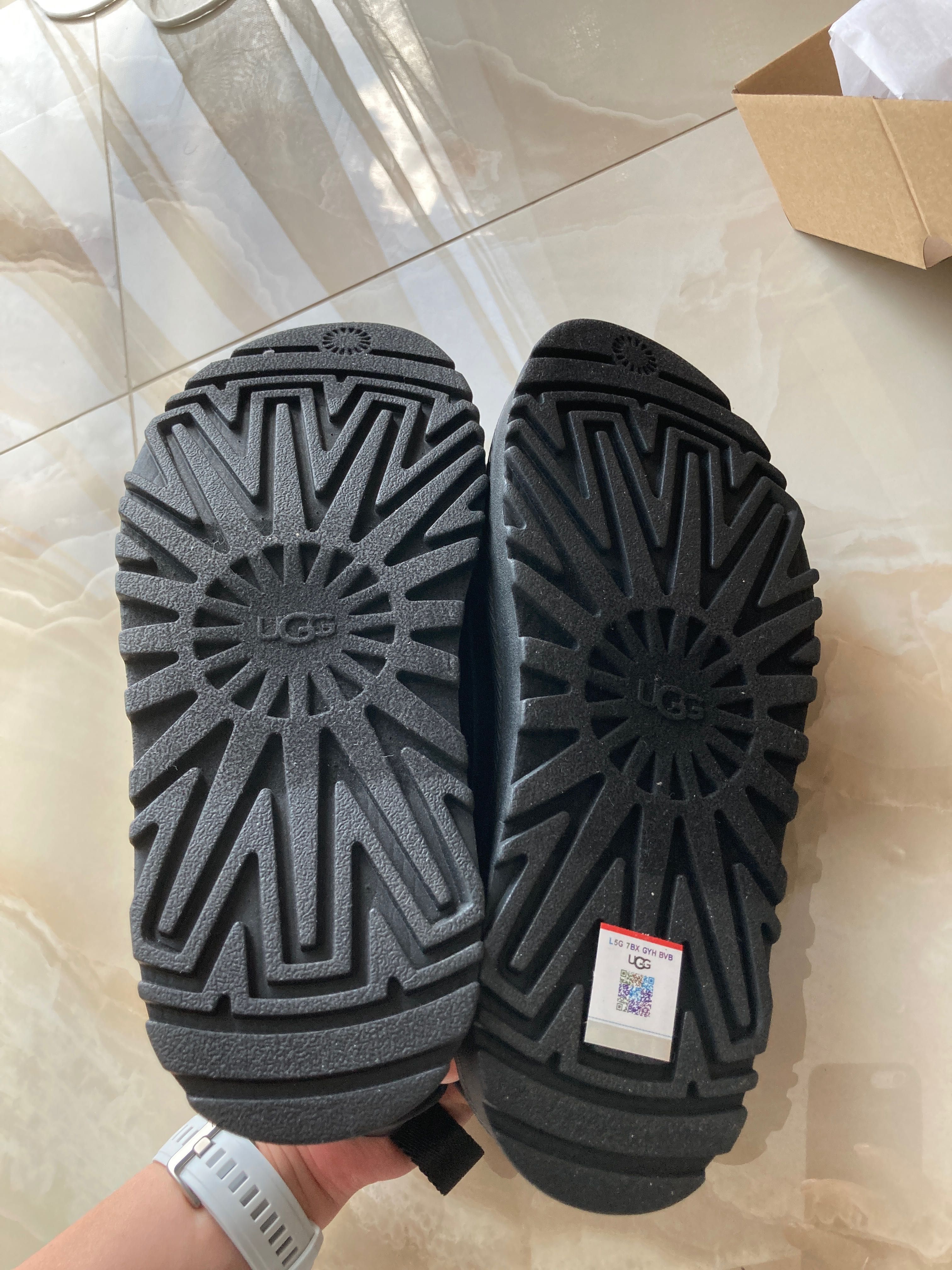 Нові босоніжки UGG оригінал