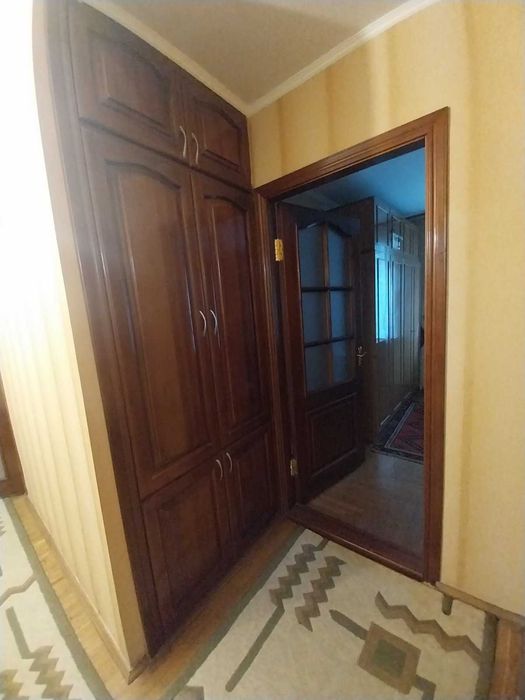 Продам 3 кв, чешка, 6/9 кир. 2 Слобод - пр. Центр. ремонт. мебель