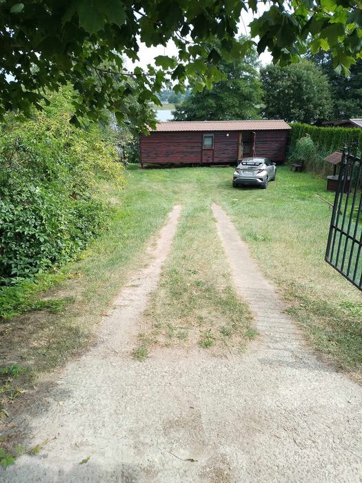 Domek na Mazurach. Wlasna linia brzegowa.