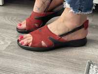 Damskie sandalki Ecco w super stanie