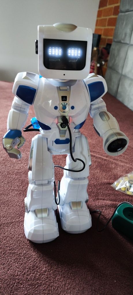 Cyber Robot Elefun