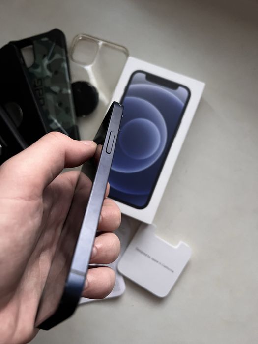 Продам IPhone 12 mini 64gb Неверлок полный комплект