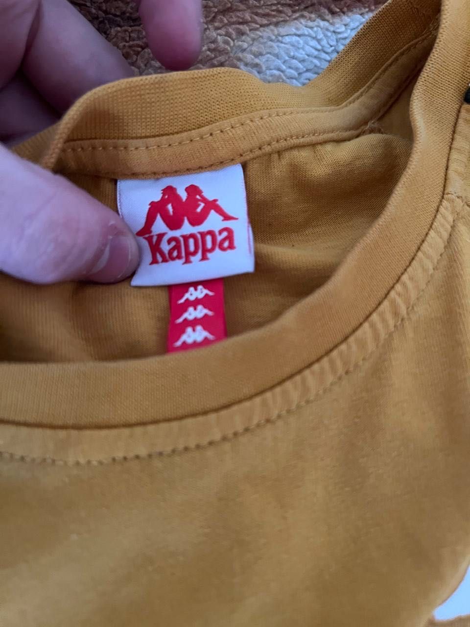 Футболка від бренду Kappa