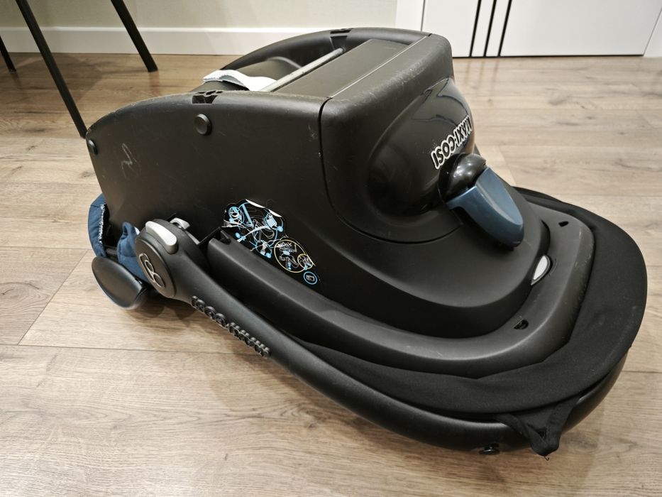 Дитяче автокрісло переноска Maxi Cosi Cabrio Fix