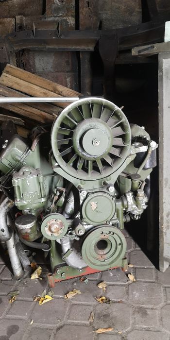 Silnik spalinowy IFA 4VD8/8-2SVL