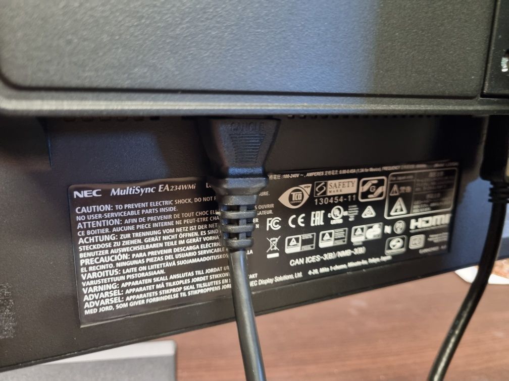 Monitor Nec Multisync AE234WMi