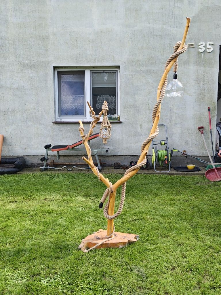 Sprzedam lampę z drewna