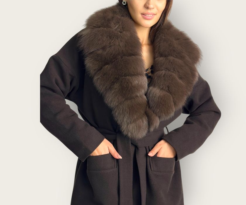 Хутряний комір з песця