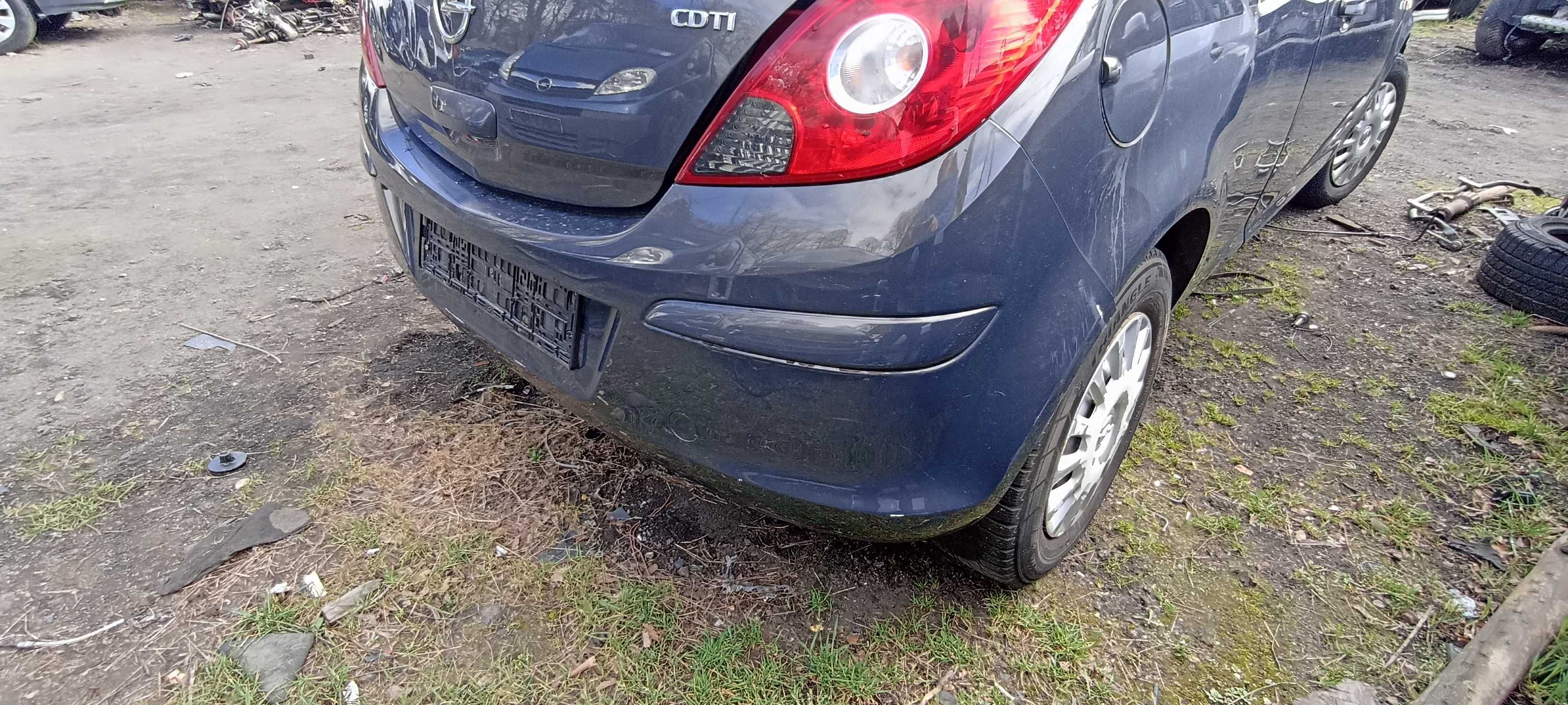 błotnik  przód  opel corsa d  3d  lak Z190