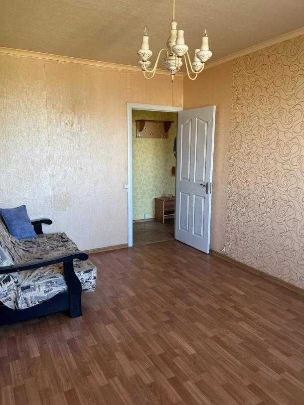 Срочно продам 3х комнатную полногабаритную квартиру на Холодной горе