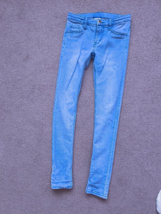 Spodnie 140 Nowe Jeansy