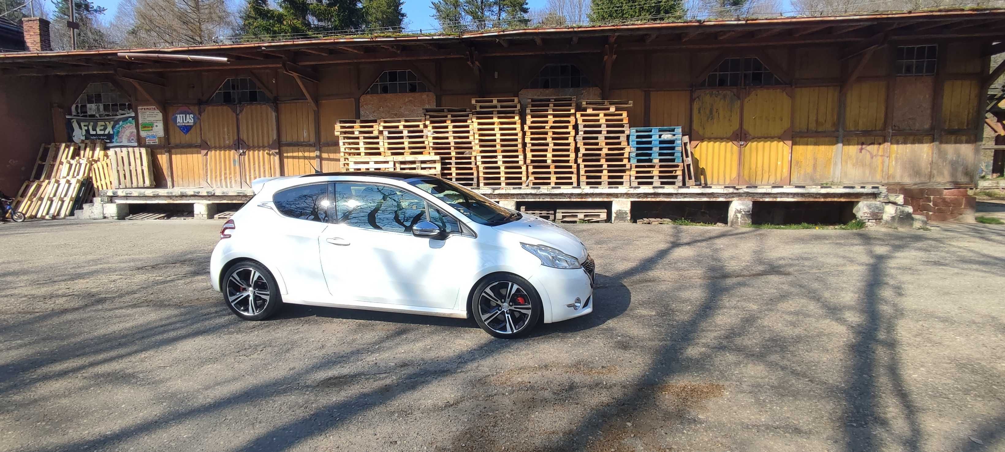 Peugeot 208 GTI  200KM