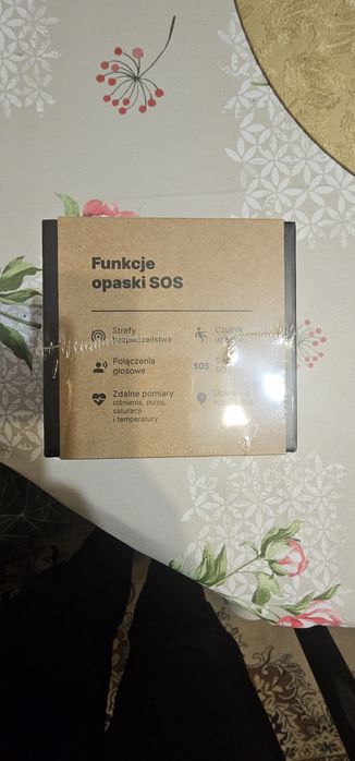 Opaska SOS dla seniora.