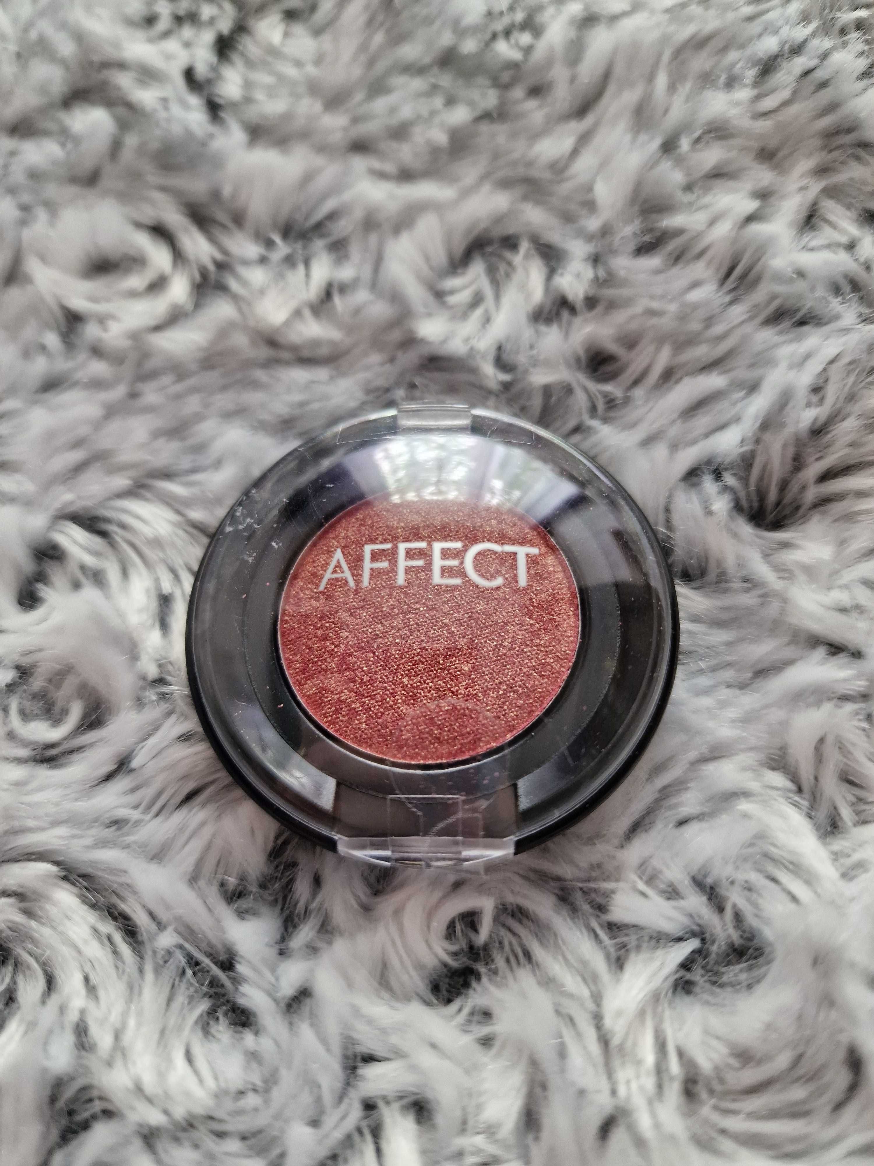 Cień foliowy Colour Attack Foiled Eyeshadow Affect odcień Y-0079 DIVA