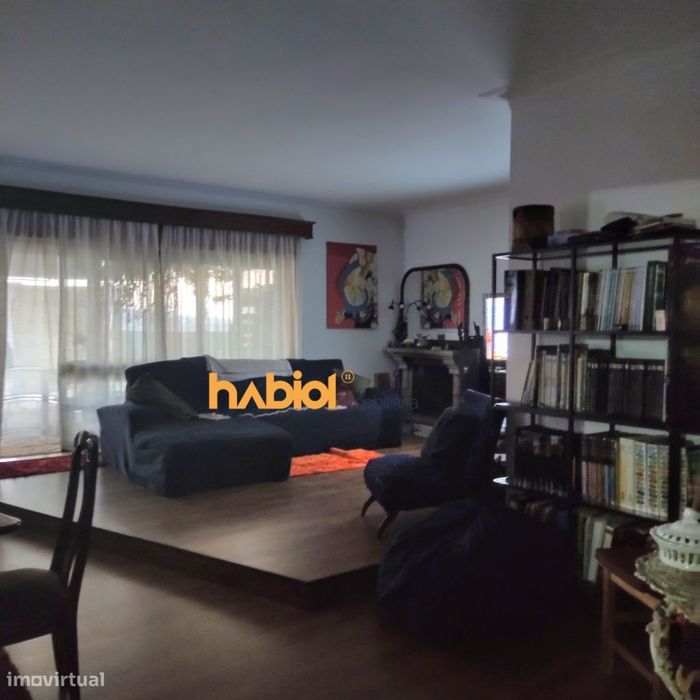 Apartamento T4 com terraço no centro histórico de Barcelos