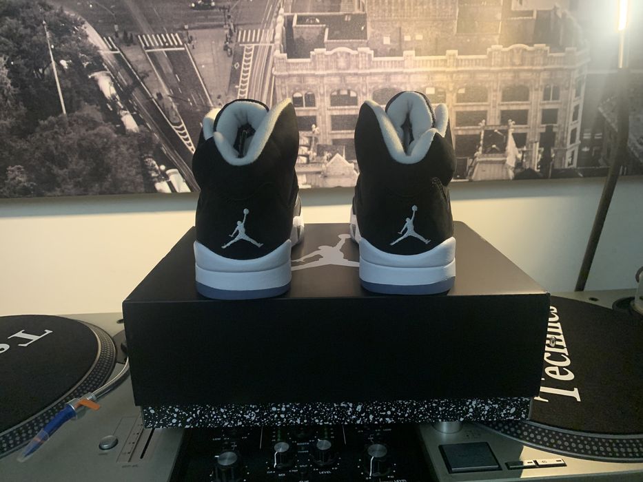 Air jordan 5 moonlight