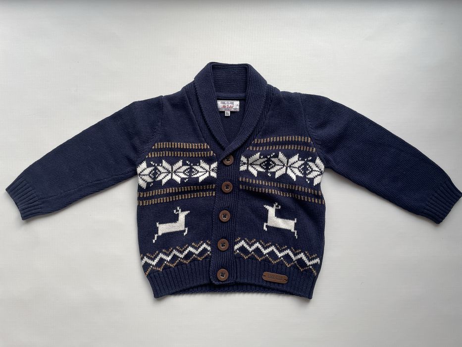 Sweterek chłopięcy Cool Club 86 – zimowy wzór, idealny stan