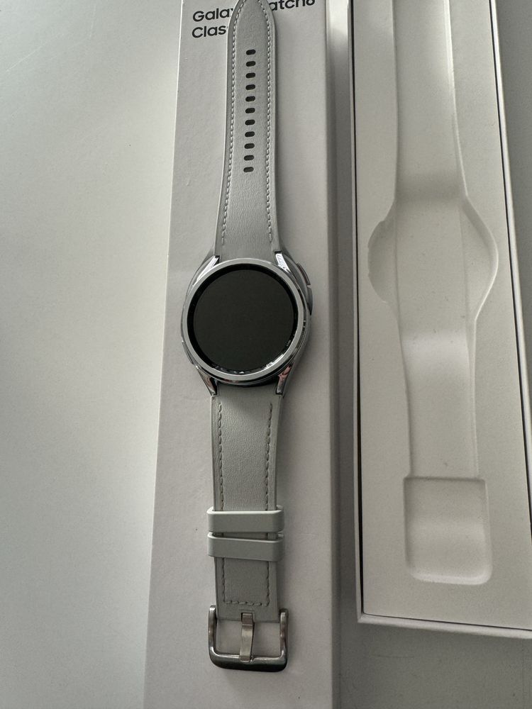 Zegarek sportowy damski samsung Galaxy Watch 6 Classic