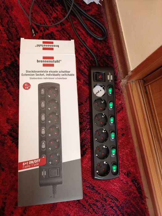 Przedłuzacz zasilający Listwa 6 Gniazd indywidualne wyłączniki 2 m cza