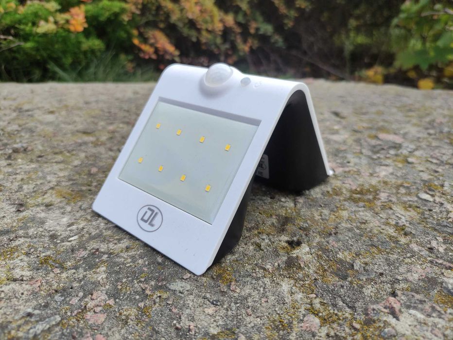 Автономний світильник на сонячній панелі 1,5 Вт акумулятором 1200 мАч