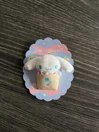 Sanrio Cinnamoroll  przypinka broszka breloczek Hello Kitty
