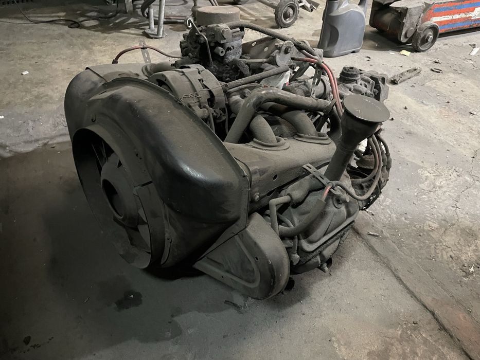 Motor citroen gsa 1300 com caixa de velocidades ( alternador vendido)