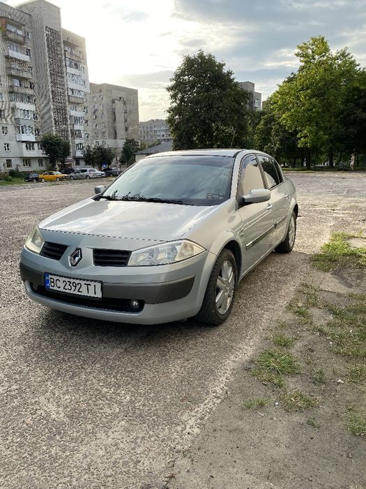 Рено меган 2 2004 рік 2.0 бензин 136 к.с