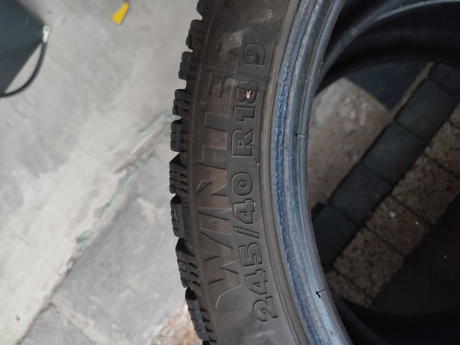 Opony zimowe Taurus 245/40/R18 , 2023r