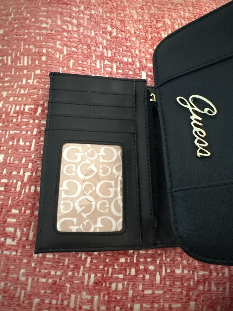 Carteira | Guess (ideal para cartões e documentos)