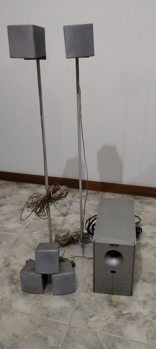 Subwoofer Denver DSS-300 com colunas