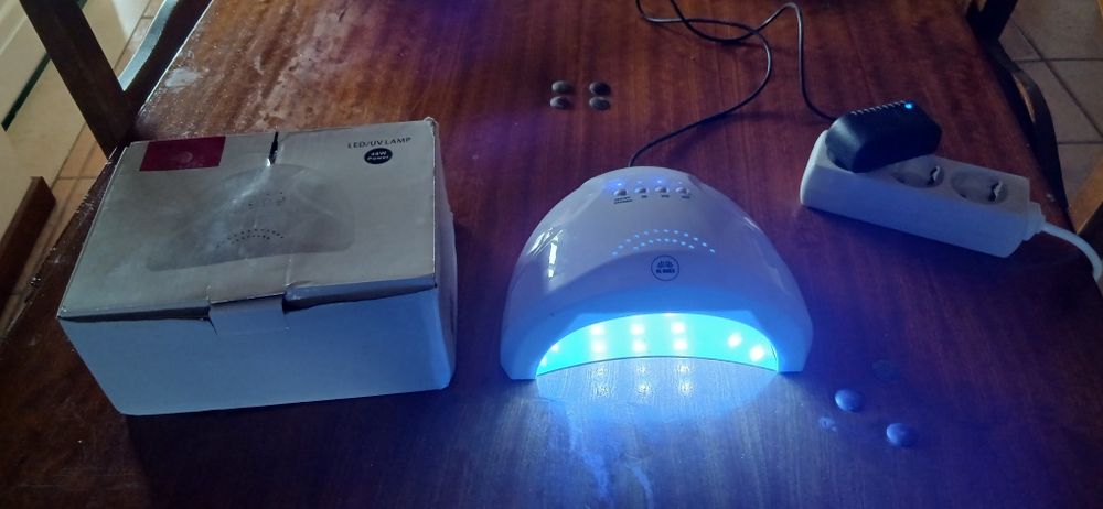 Lâmpada Led para unhas de gel