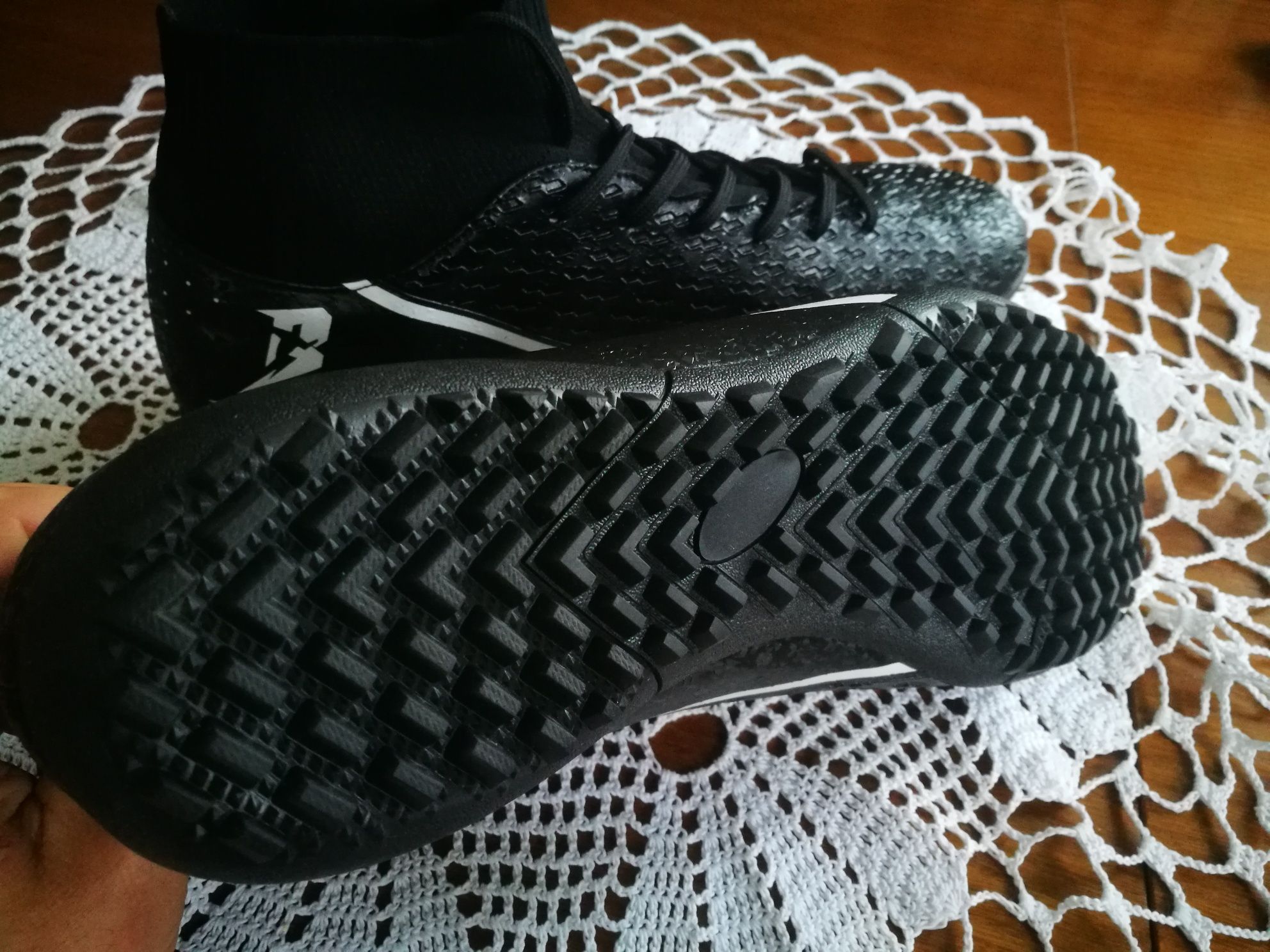 Buty  korki halówki trampki turfy  piłka nożna orlik 45