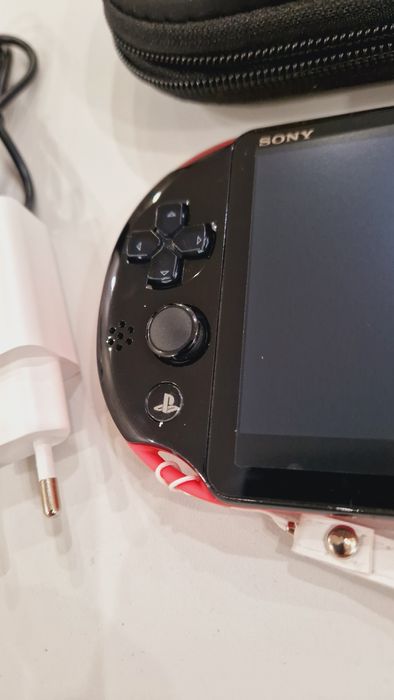 Sony Ps vita Slim 64гиг 75 игр+ чехол!