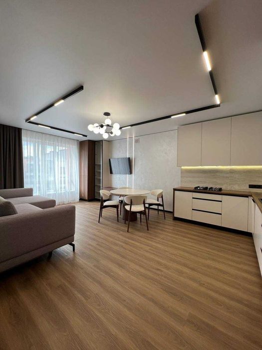 2 кімнатна + кухня студія в ЖК Паркове Містечко