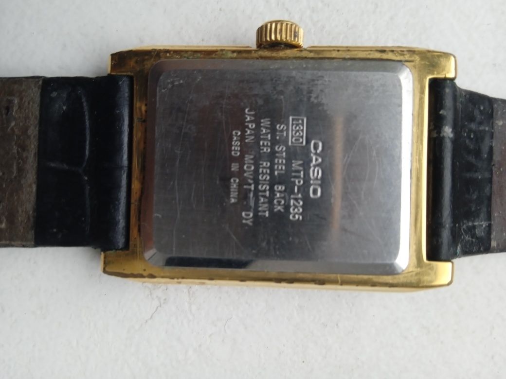Часы casio как на фото,без торга