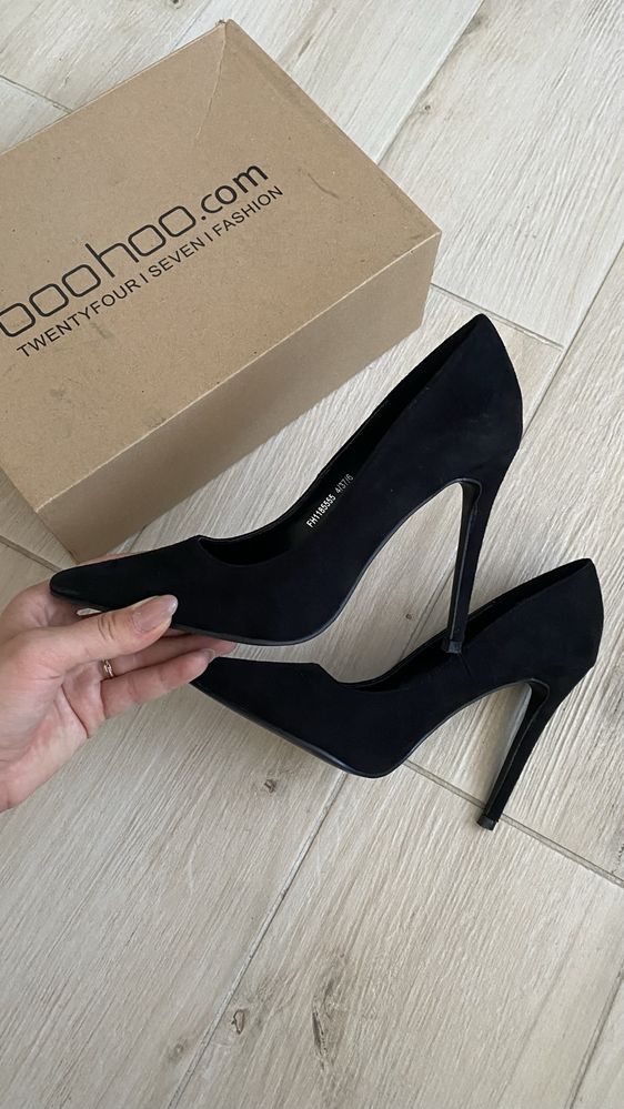 туфлі човники лодочки замшеві чорні Boohoo 37 розмір