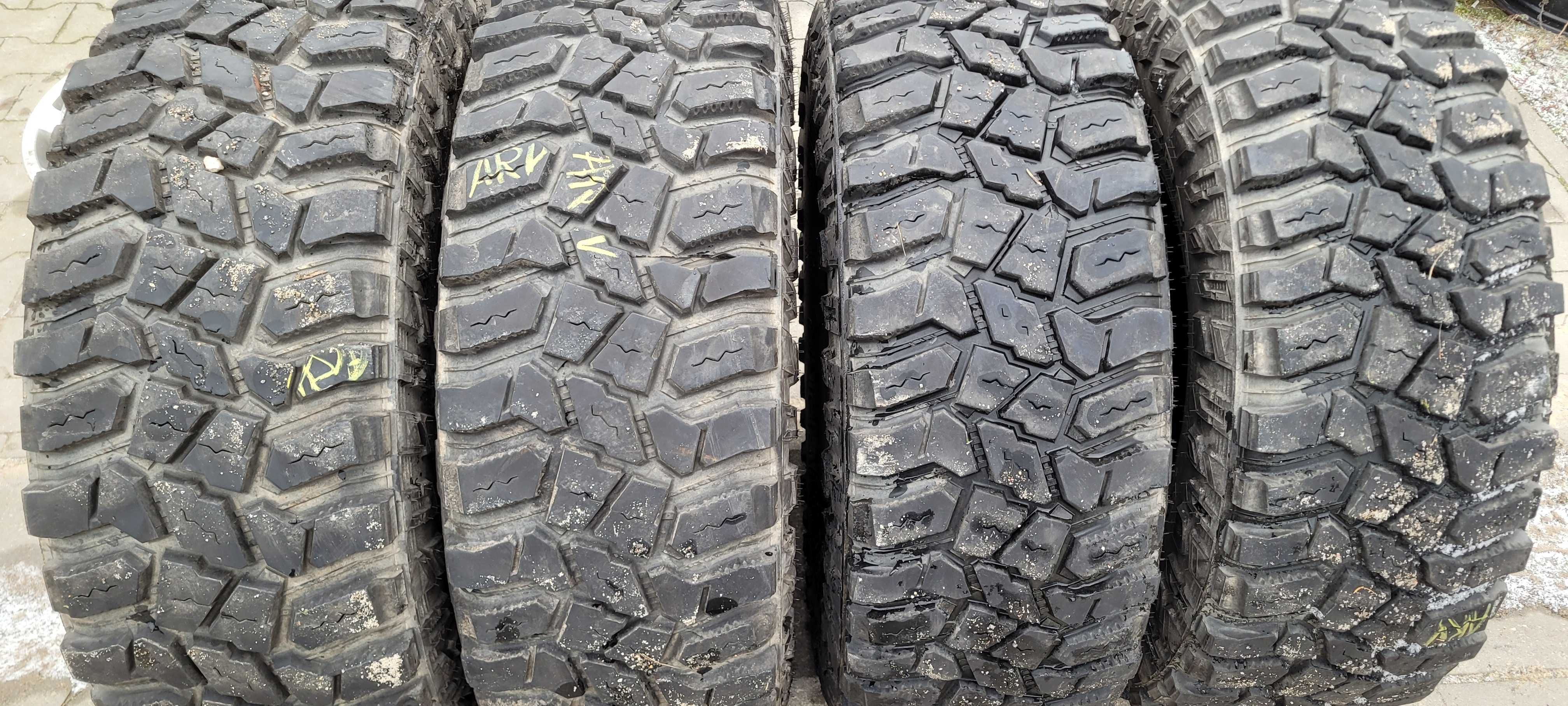 CooperDISCOVERER STT PRO37X12.50 R17 124 K